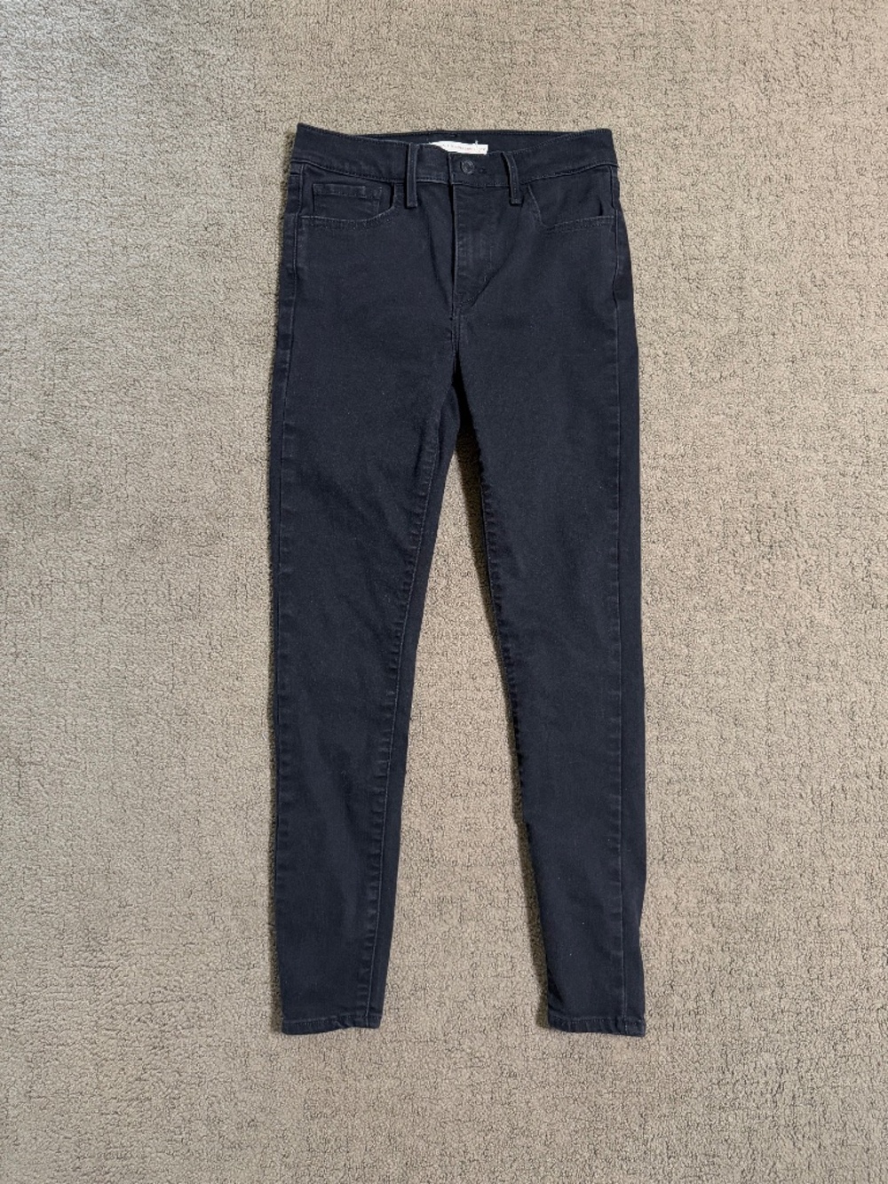 Levi’s Women’s 720 High Rise Super Skinny Jeans Black Size 27